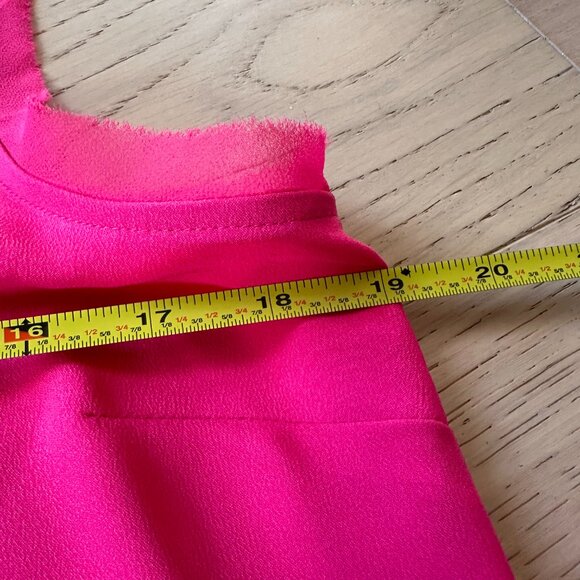 NWOT Halogen Raw Edge Camisole, Size M, Bright Pink - Picture 3 of 3